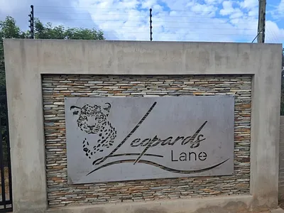 2 Bedroom House For Sale in Hoedspruit - QpBB.webp
