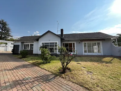 3 Bedroom House To Rent in Edenvale - img