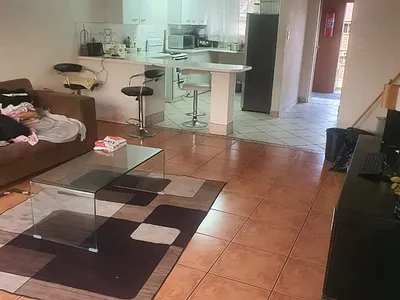 2 Bedroom Apartment For Sale in Roodepoort - W5Wd.webp