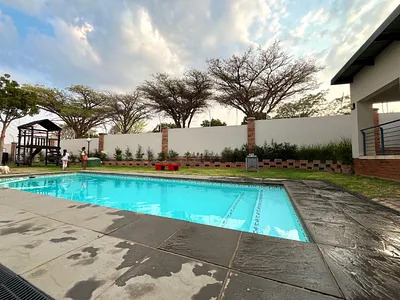2 Bedroom Apartment For Sale in Edenvale - c5UY.webp