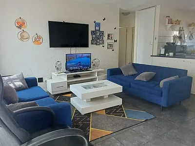 2 Bedroom Apartment For Sale in Roodepoort - 4Ozt.webp