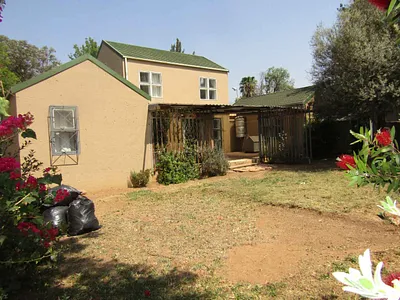 3 Bedroom House For Sale in Randburg - lX5k.webp