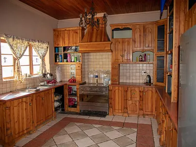 Farm For Sale in Heilbron - UuGP.webp