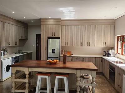 Farm To Rent in White River - 2UQ9.webp