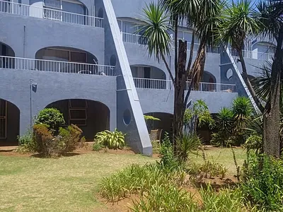2 Bedroom Apartment For Sale in Roodepoort - 8461.webp