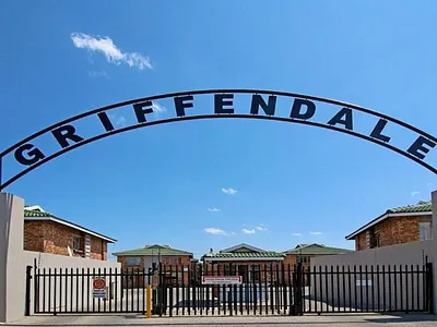 2 Bedroom Apartment To Rent in Kempton Park - img