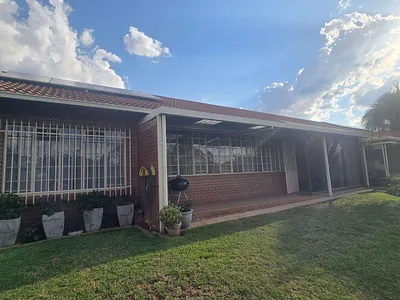 2 Bedroom Townhouse For Sale in Pretoria - img