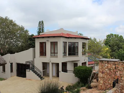 3 Bedroom House For Sale in Roodepoort - 9kyZ.webp