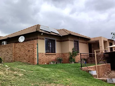 3 Bedroom House For Sale in Nelspruit - 5jCr.webp