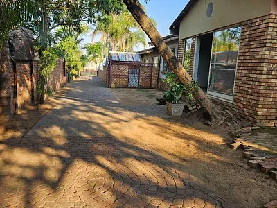 3 Bedroom House For Sale in Pretoria - 36XU.webp
