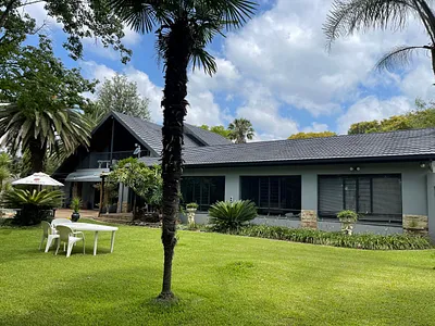 4 Bedroom House For Sale in Donkerhoek AH, Pretoria - rz0D.webp