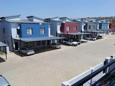 3 Bedroom Townhouse To Rent in Rustenburg - img