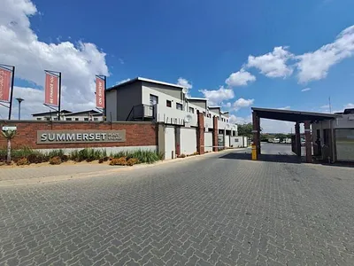 2 Bedroom Apartment For Sale in Midrand - ym8r.webp