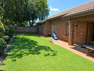 3 Bedroom House For Sale in Pretoria - V4Lp.webp