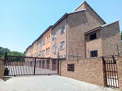 1 Bedroom Apartment For Sale in Kempton Park - w0du.webp
