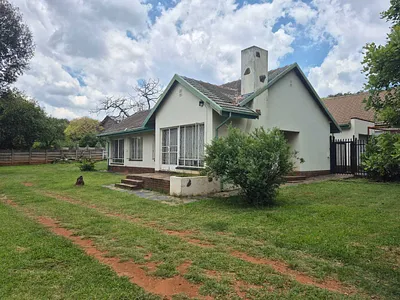 3 Bedroom House For Sale in Pretoria - B503.webp