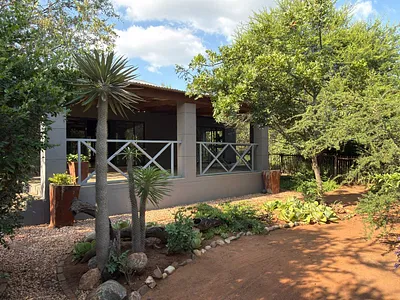 3 Bedroom House To Rent in Hoedspruit - Bn0b.webp