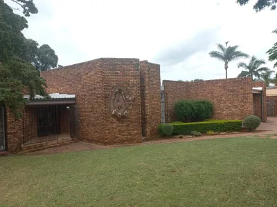 5 Bedroom House For Sale in Monument Park, Pretoria - Qdjg.webp