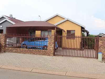 2 Bedroom House For Sale in Pretoria - WiBn.webp