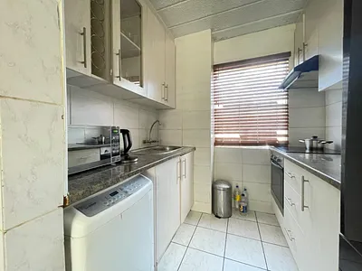 2 Bedroom Apartment To Rent in Kempton Park - img