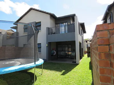 3 Bedroom Townhouse To Rent in Nelspruit - lZIs.webp