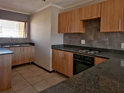 2 Bedroom Apartment To Rent in Eco Park Estate, Centurion - tRvd.webp