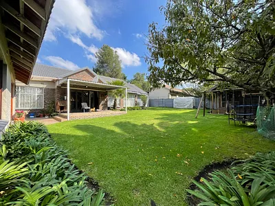 3 Bedroom House For Sale in Kempton Park - xxCO.webp