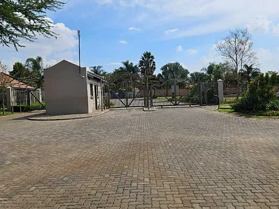 2 Bedroom Apartment For Sale in Akasia - hxFj.webp