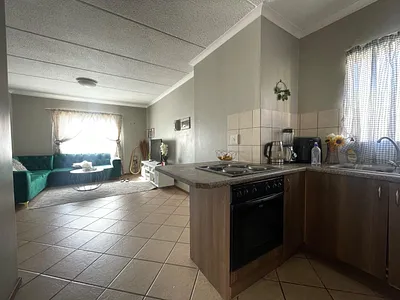 2 Bedroom Apartment For Sale in Kempton Park - img