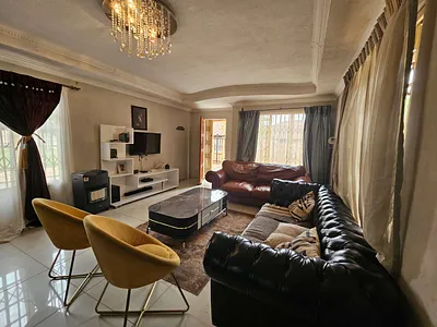 3 Bedroom House For Sale in Akasia - DYbY.webp