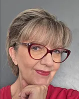 Roslyn Jones - 2xhy.webp