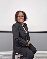 Lumka Mofokeng - iL1s.webp