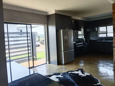 3 Bedroom House For Sale in Summer Place Estate, Bronkhorstspruit - fCqi.webp