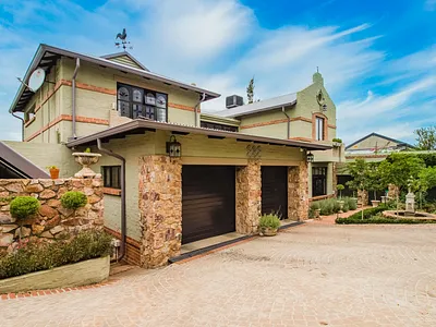 3 Bedroom House For Sale in Rietondale, Pretoria - kIGW.webp