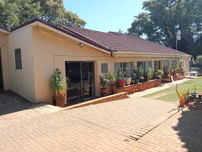 Farm For Sale in Centurion - 09Kg.webp