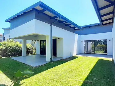 3 Bedroom House For Sale in Ballito - BLEe.webp