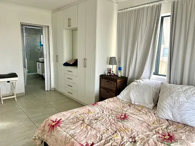 3 Bedroom Apartment For Sale in Umhlanga - va3m.webp