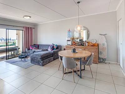 2 Bedroom Apartment For Sale in Edenvale - img