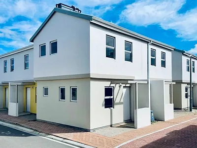 2 Bedroom House For Sale in Mossel Bay - FybI.webp