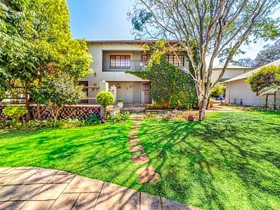 Commercial Property For Sale in Pretoria - lEyh.webp