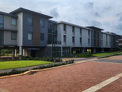 2 Bedroom Apartment For Sale in Ballito - GELe.webp