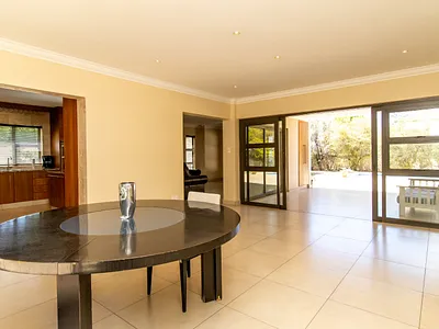 4 Bedroom House For Sale in Sandton - xnAi.webp