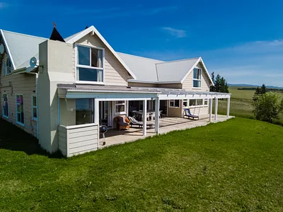 5 Bedroom House For Sale in Gloria Bay, Villiersdorp - 3uQZ.webp