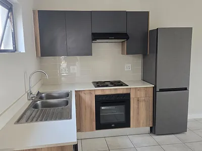 3 Bedroom Apartment To Rent in Pretoria - r8Kx.webp