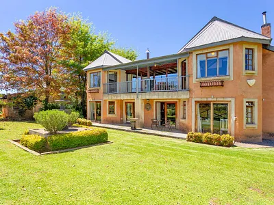 7 Bedroom House For Sale in Dullstroom - kshE.webp