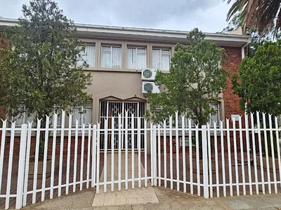 Commercial Property For Sale in Kimberley - 1oa9.webp