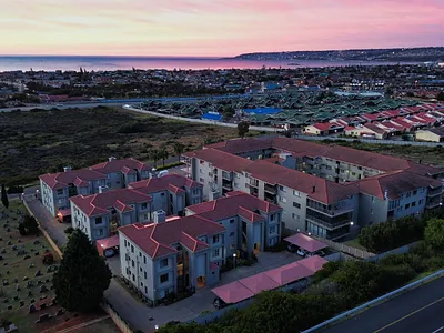 3 Bedroom Apartment For Sale in Hartenbos - ocWS.webp