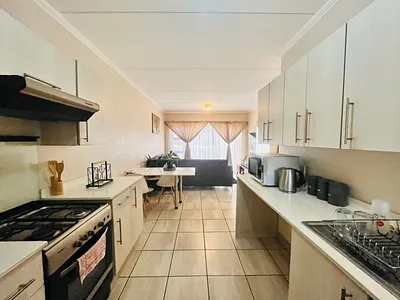 1 Bedroom Apartment For Sale in Sandton - PMXd.webp
