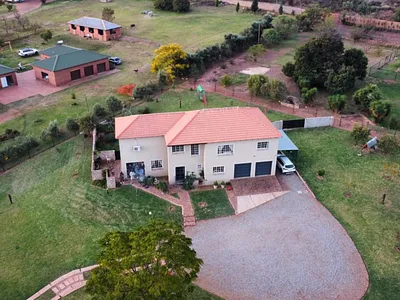 4 Bedroom House For Sale in Pretoria - kDh1.webp