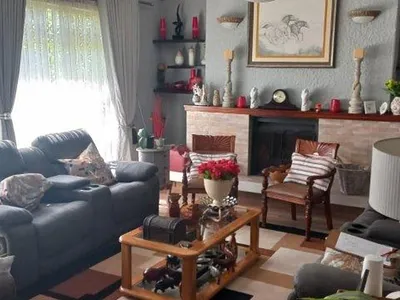 3 Bedroom House For Sale in Johannesburg - Ogbz.webp